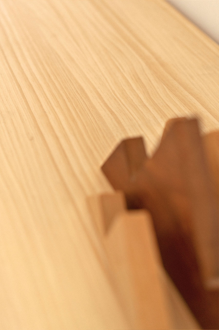 Imagen de ambiente 5 para:Armario bajo de madera natural con librer&iacute;a